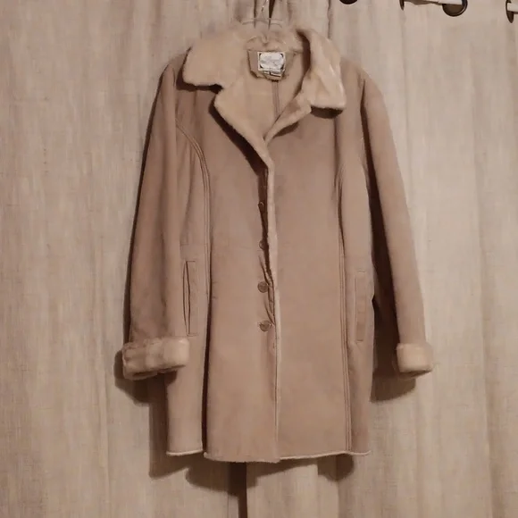 Furry Warm Beige Suede Coat! - Picture 11 of 11